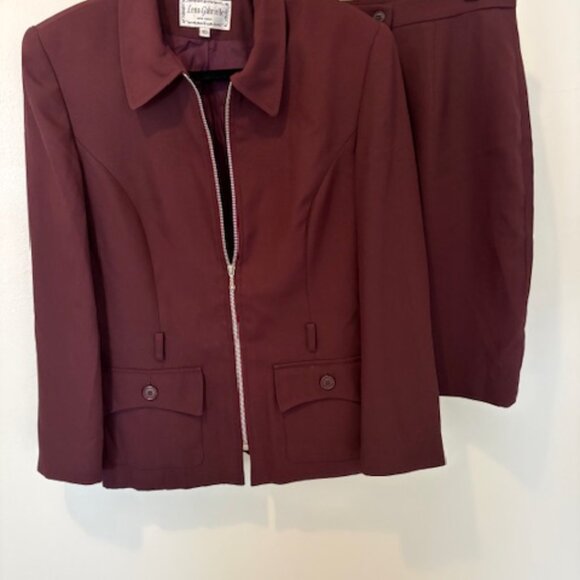 Lena Gabrielle skirt suit - Picture 2 of 4